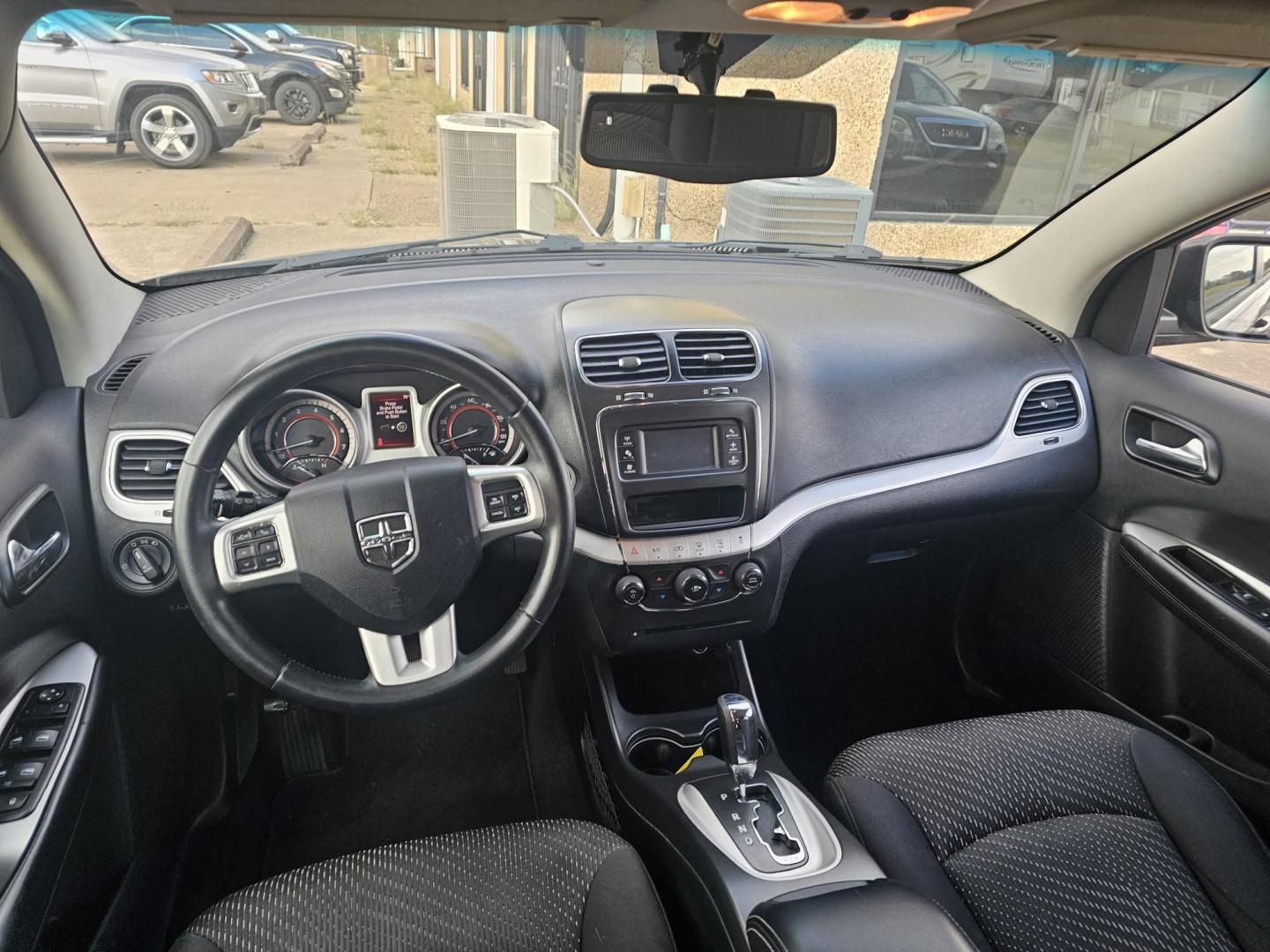 2015 GRAY DODGE JOURNEY SXT (3C4PDCBG2FT) with an 3.6L V6 DOHC 24V engine, 6-SPEED AUTOMATIC transmission, located at 607 S Seven Points BLVD, Seven Points, TX, 75143, (430) 255-4030, 32.313934, -96.207932 - Photo#3