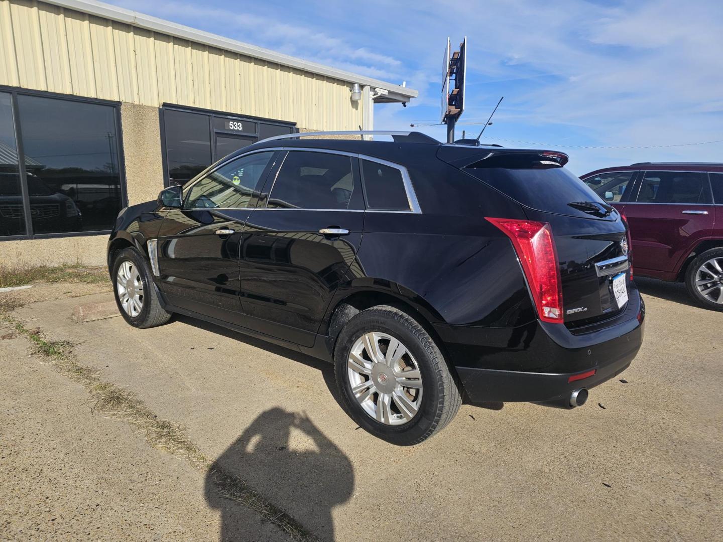 2015 BLACK CADILLAC SRX Luxury Collection AWD (3GYFNEE31FS) with an 3.6L V6 DOHC 24V FFV engine, 6-SPEED AUTOMATIC transmission, located at 533 S Seven Points BLVD, Seven Points, TX, 75143, (430) 255-4030, 32.313999, -96.209351 - Photo#3