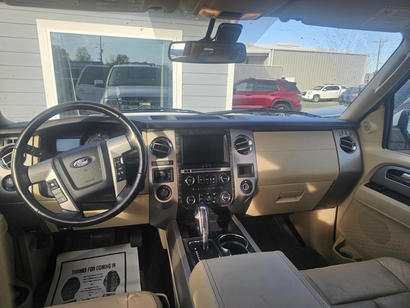2015 WHITE FORD EXPEDITION Limited 4WD (1FMJU2AT2FE) with an 3.5L V6 DOHC 24V FFV engine, 6-SPEED AUTOMATIC transmission, located at 607 S Seven Points BLVD, Seven Points, TX, 75143, (430) 255-4030, 32.313934, -96.207932 - Photo#4