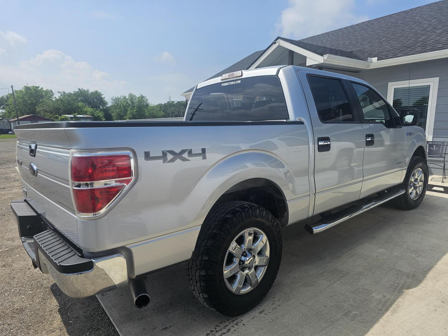 2013 SILVER FORD F-150 XLT SuperCrew 6.5-ft. Bed 4WD (1FTFW1ET8DK) with an 3.5L V6 TURBO engine, 6-SPEED AUTOMATIC transmission, located at 607 S Seven Points BLVD, Seven Points, TX, 75143, (430) 255-4030, 32.313934, -96.207932 - Photo#2