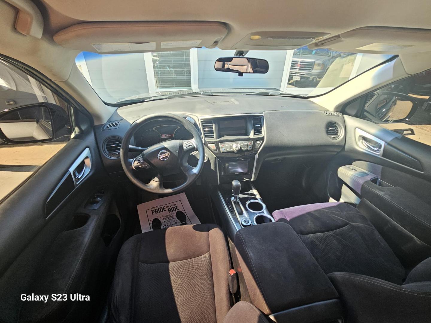 2015 SILVER Nissan Pathfinder SL 4WD (5N1AR2MMXFC) with an 3.5L V6 DOHC 24V engine, Continuously Variable Transmission transmission, located at 607 S Seven Points BLVD, Seven Points, TX, 75143, (430) 255-4030, 32.313934, -96.207932 - Photo#4