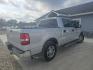 2007 SILVER Ford F-150 Lariat SuperCrew 2WD (1FTRW12W77K) with an 4.6L V8 SOHC 16V engine, 4-Speed Automatic Overdrive transmission, located at 607 S Seven Points BLVD, Seven Points, TX, 75143, (430) 255-4030, 32.313934, -96.207932 - Photo#2