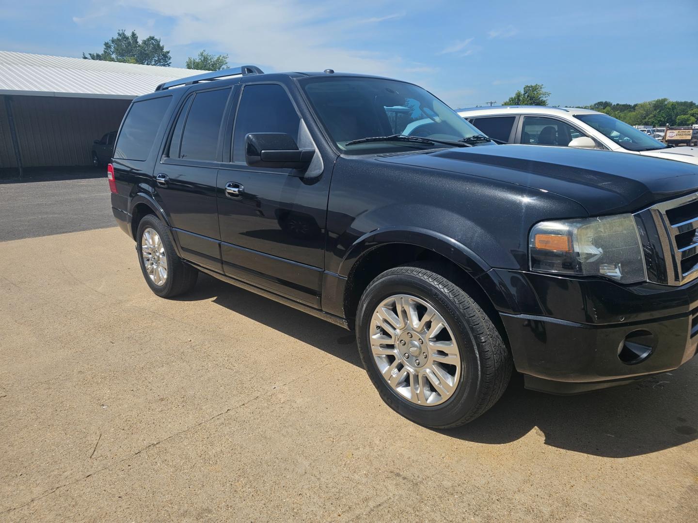 2012 BLACK Ford Expedition Limited 2WD (1FMJU1K56CE) with an 5.4L V8 SOHC 16V FFV engine, 6-Speed Automatic transmission, located at 533 S Seven Points BLVD, Seven Points, TX, 75143, (430) 255-4030, 32.313999, -96.209351 - Photo#1