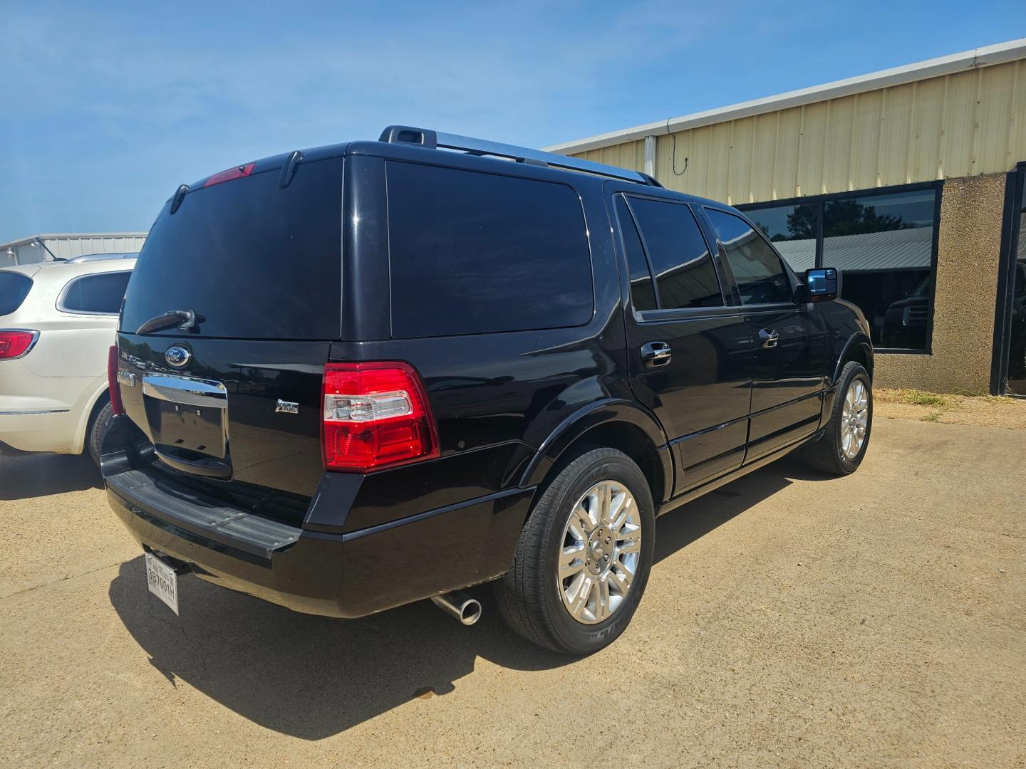 2012 BLACK Ford Expedition Limited 2WD (1FMJU1K56CE) with an 5.4L V8 SOHC 16V FFV engine, 6-Speed Automatic transmission, located at 533 S Seven Points BLVD, Seven Points, TX, 75143, (430) 255-4030, 32.313999, -96.209351 - Photo#2