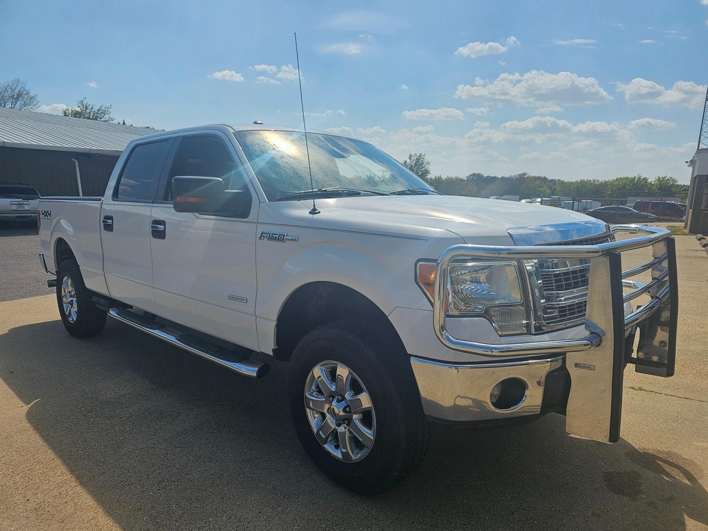 2013 WHITE Ford F-150 XLT SuperCrew 6.5-ft. Bed 4WD (1FTFW1ET0DF) with an 3.5L V6 TURBO engine, 6-Speed Automatic transmission, located at 533 S Seven Points BLVD, Seven Points, TX, 75143, (430) 255-4030, 32.313999, -96.209351 - Photo#1