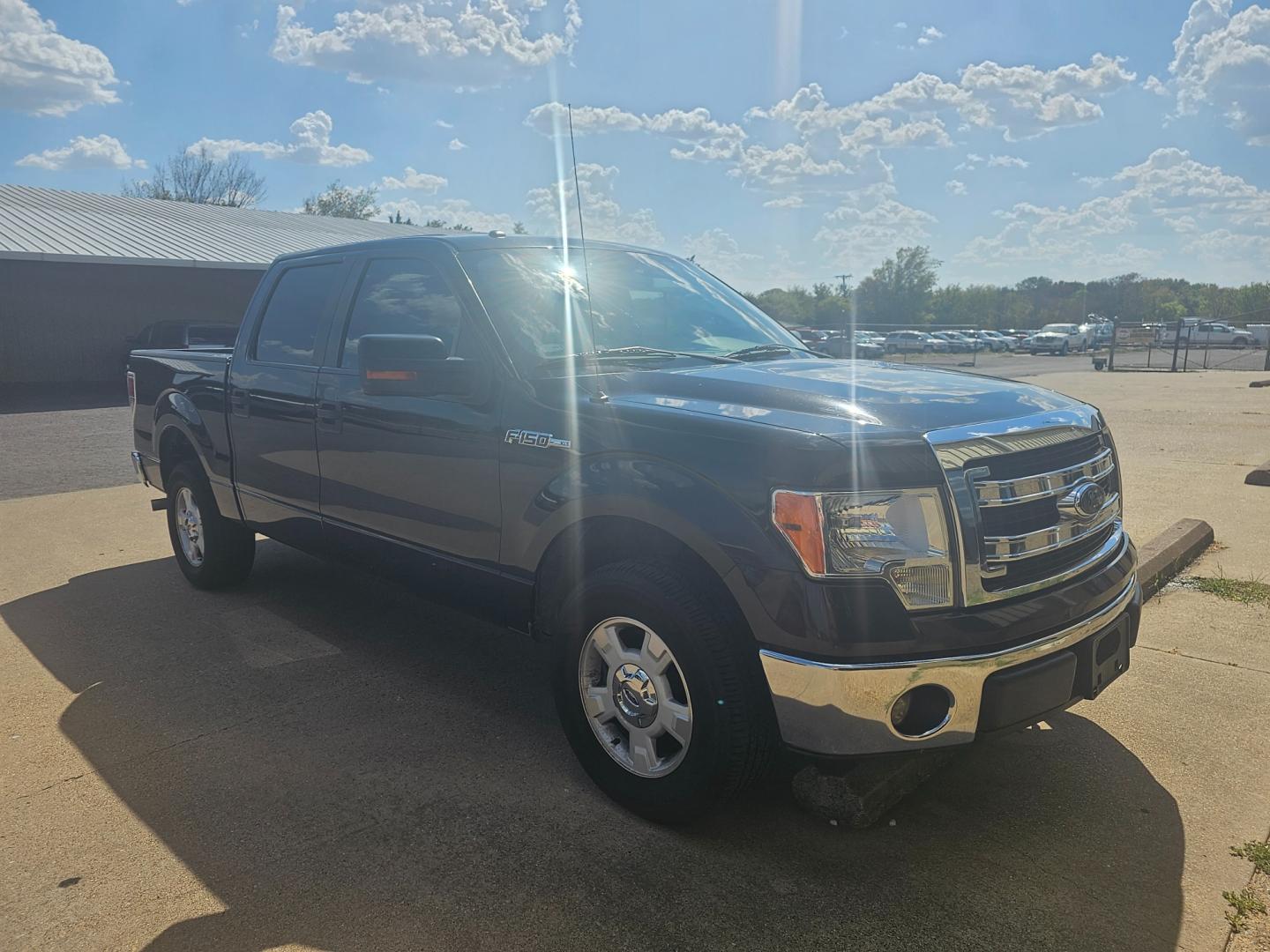 2013 BLACK Ford F-150 FX2 SuperCrew 5.5-ft. Bed 2WD (1FTFW1CFXDK) with an 5.0L V8 engine, 6-Speed Automatic transmission, located at 533 S Seven Points BLVD, Seven Points, TX, 75143, (430) 255-4030, 32.313999, -96.209351 - Photo#1