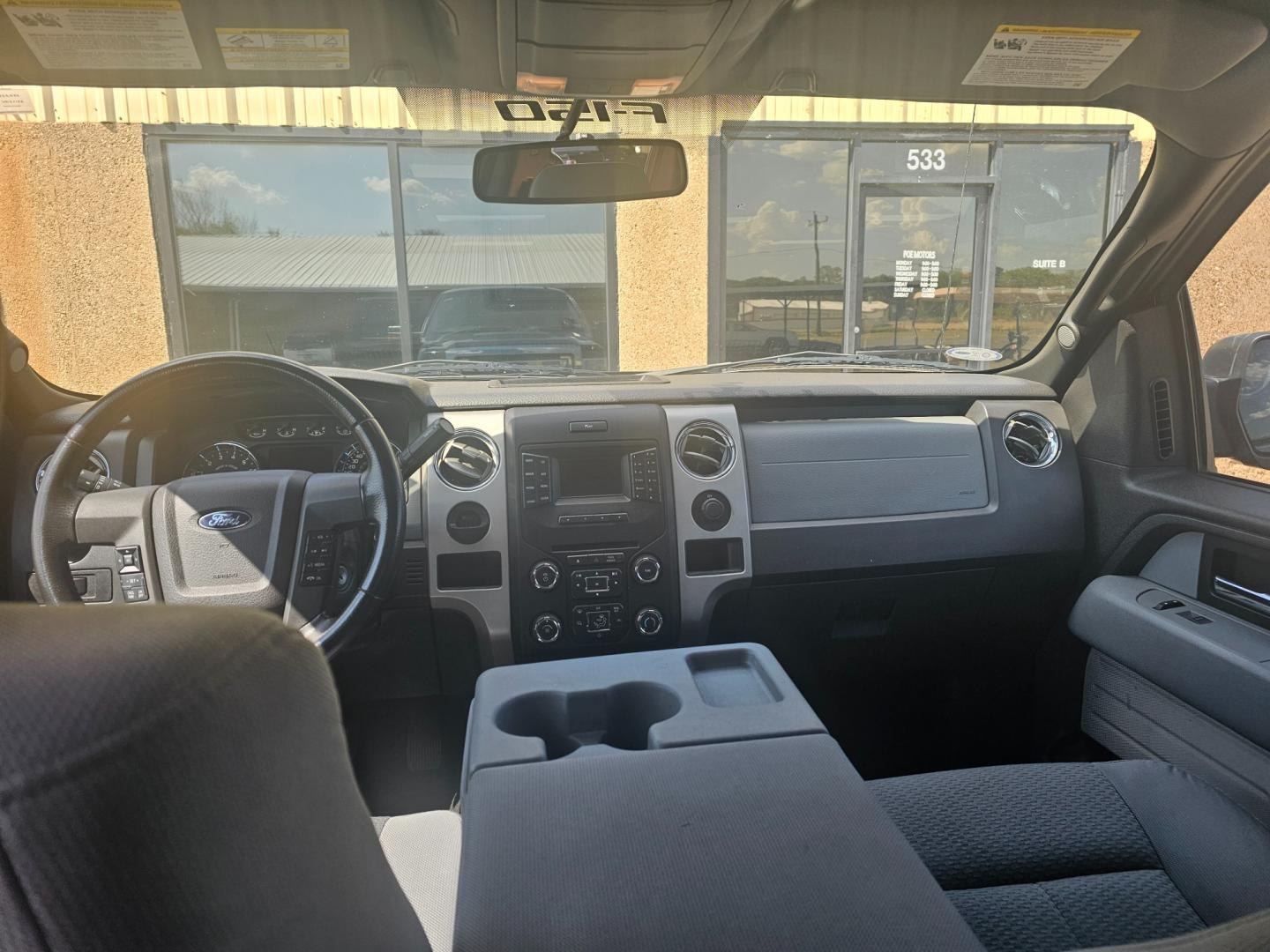 2013 BLACK Ford F-150 FX2 SuperCrew 5.5-ft. Bed 2WD (1FTFW1CFXDK) with an 5.0L V8 engine, 6-Speed Automatic transmission, located at 533 S Seven Points BLVD, Seven Points, TX, 75143, (430) 255-4030, 32.313999, -96.209351 - Photo#4