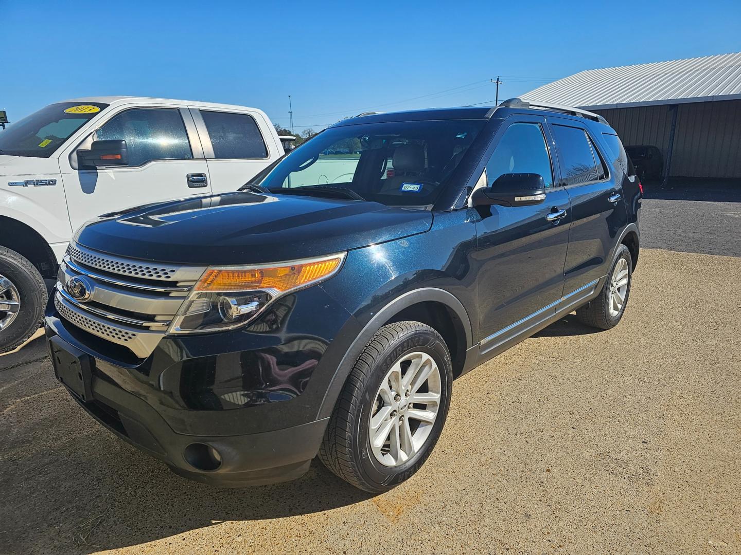 2014 DARK GREEN Ford Explorer XLT FWD (1FM5K7D95EG) with an 2.0L L4 DOHC 16V TURBO engine, 6-Speed Automatic transmission, located at 533 S Seven Points BLVD, Seven Points, TX, 75143, (430) 255-4030, 32.313999, -96.209351 - Photo#0