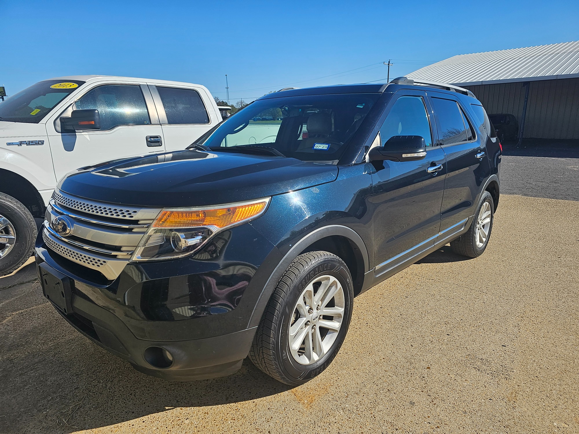 photo of 2014 Ford Explorer XLT FWD