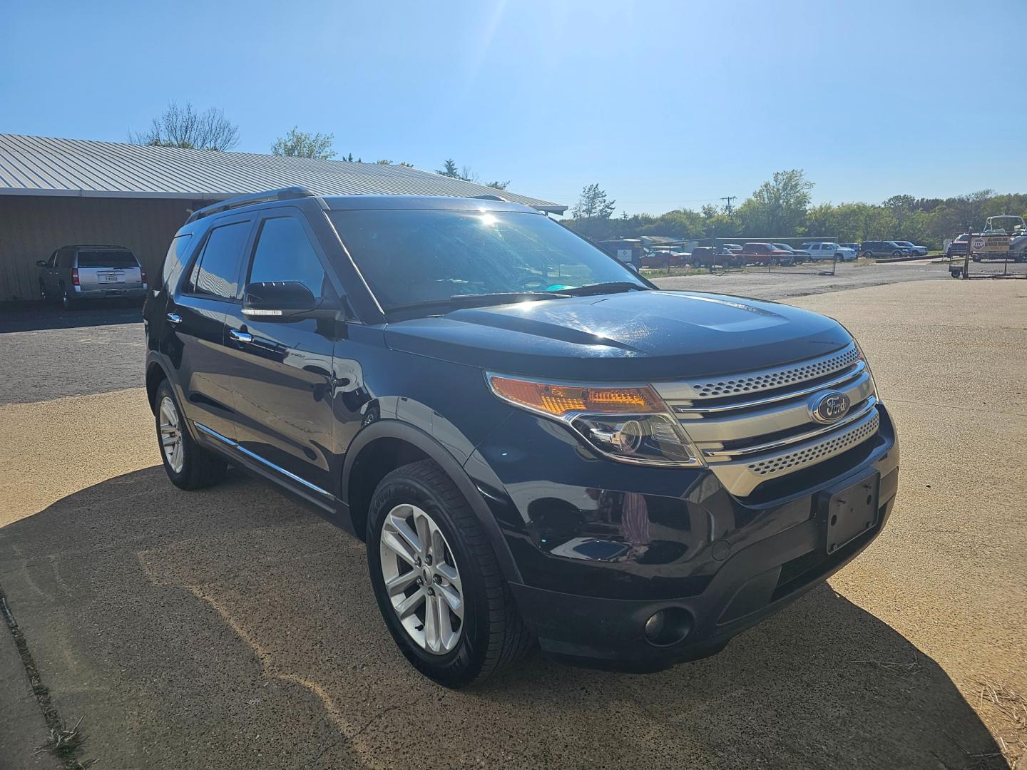 2014 DARK GREEN Ford Explorer XLT FWD (1FM5K7D95EG) with an 2.0L L4 DOHC 16V TURBO engine, 6-Speed Automatic transmission, located at 533 S Seven Points BLVD, Seven Points, TX, 75143, (430) 255-4030, 32.313999, -96.209351 - Photo#1