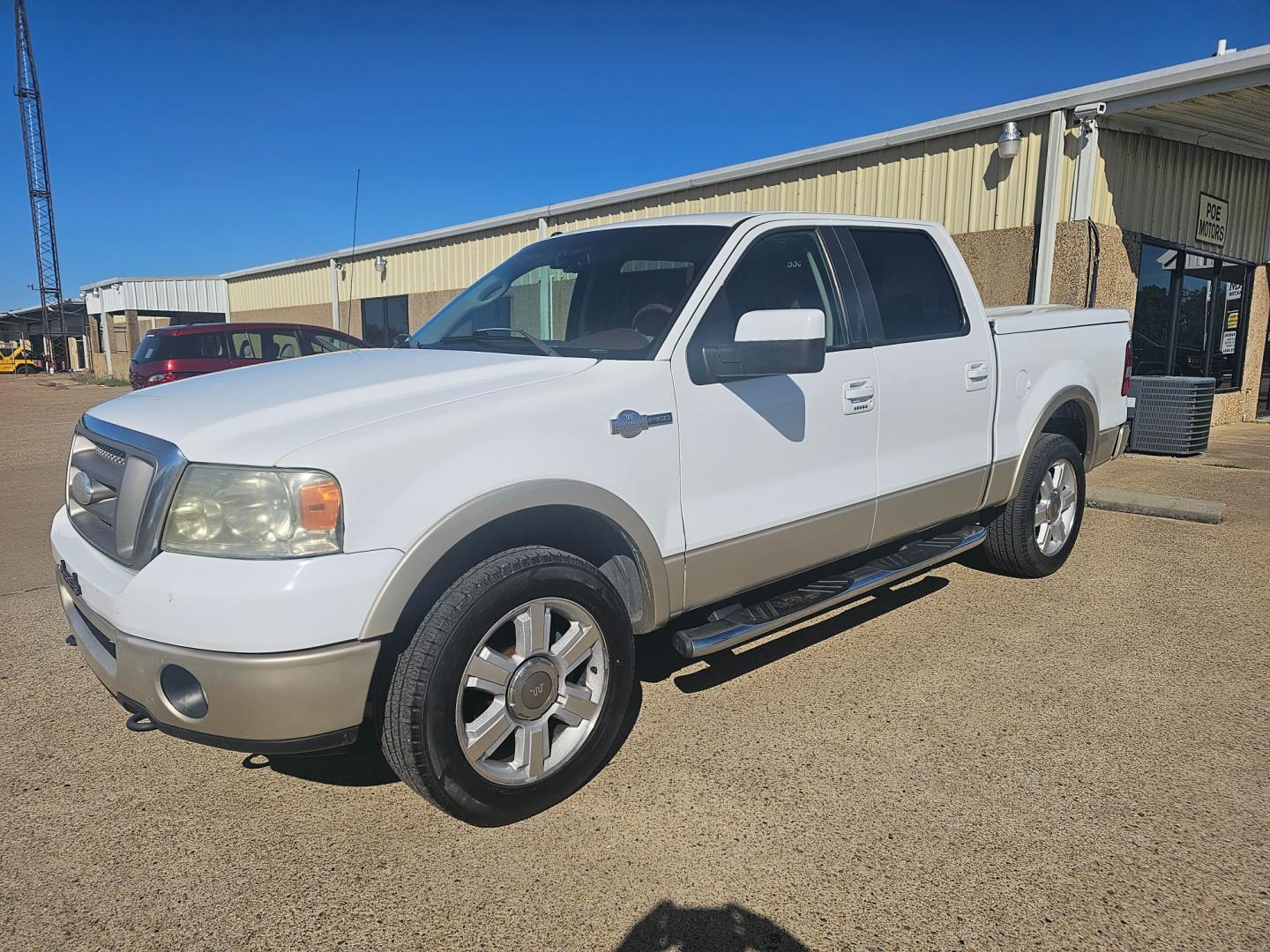 2007 WHITE Ford F-150 FX4 SuperCrew (1FTPW14V17K) with an 5.4L V8 SOHC 24V FFV engine, 4-Speed Automatic Overdrive transmission, located at 533 S Seven Points BLVD, Seven Points, TX, 75143, (430) 255-4030, 32.313999, -96.209351 - Photo#0