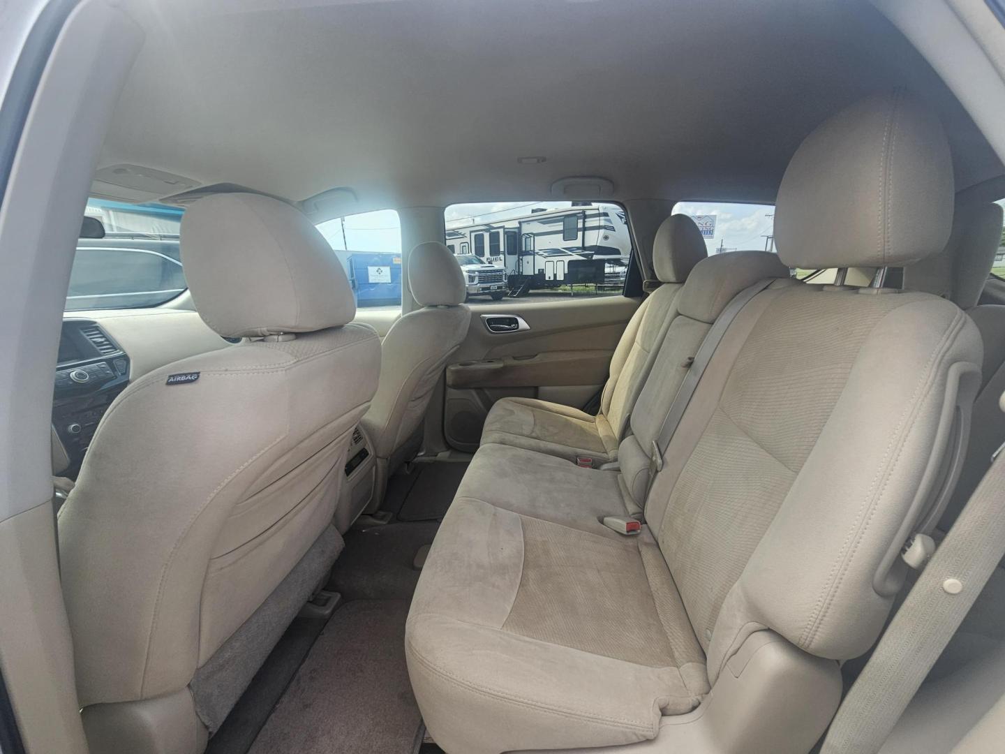 2013 WHITE Nissan Pathfinder LE 2WD (5N1AR2MN0DC) with an 3.5L V6 DOHC 24V engine, Continuously Variable Transmission transmission, located at 607 S Seven Points BLVD, Seven Points, TX, 75143, (430) 255-4030, 32.313934, -96.207932 - Photo#5