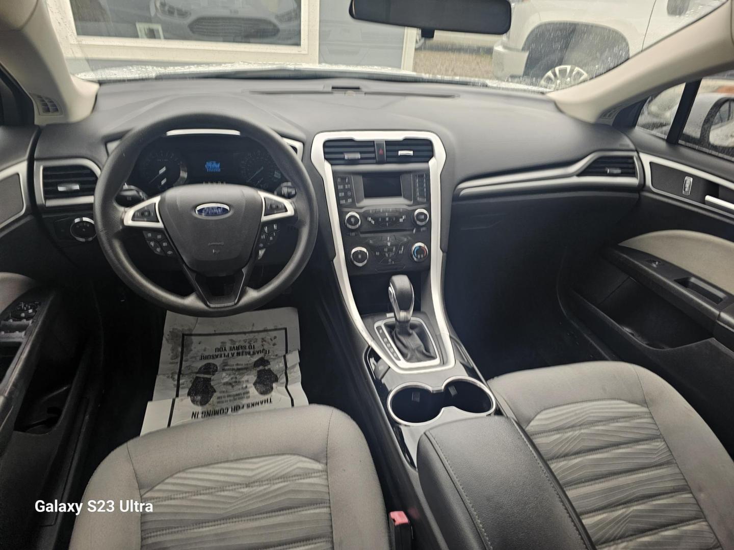 2016 WHITE Ford Fusion S (1FA6P0G70G5) with an 2.5L L4 DOHC 16V engine, 6-Speed Automatic transmission, located at 607 S Seven Points BLVD, Seven Points, TX, 75143, (430) 255-4030, 32.313934, -96.207932 - Photo#4