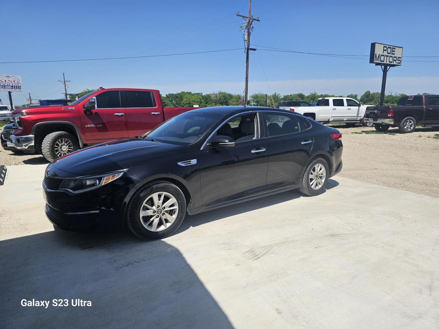 2016 BLACK Kia Optima LX (5XXGT4L38GG) with an 2.4L L4 DOHC 16V engine, 6A transmission, located at 607 S Seven Points BLVD, Seven Points, TX, 75143, (430) 255-4030, 32.313934, -96.207932 - Photo#0