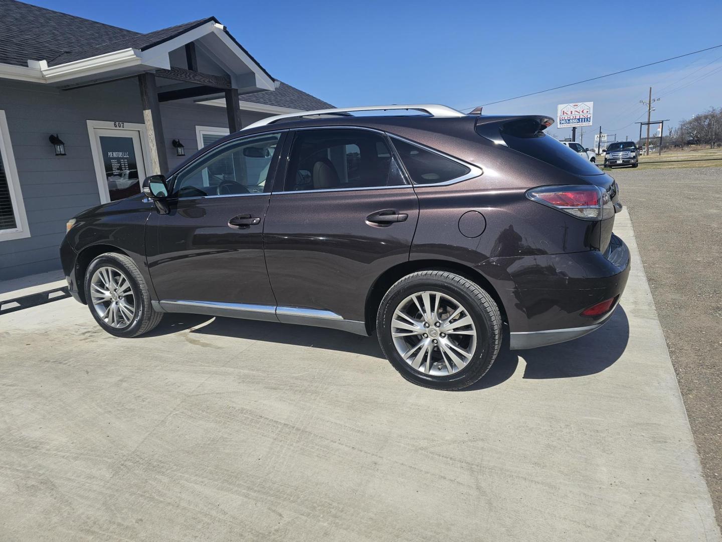 2013 BROWN Lexus RX 350 AWD (2T2BK1BA7DC) with an 3.5L V6 DOHC 24V engine, 5-Speed Automatic transmission, located at 607 S Seven Points BLVD, Seven Points, TX, 75143, (430) 255-4030, 32.313934, -96.207932 - Photo#3