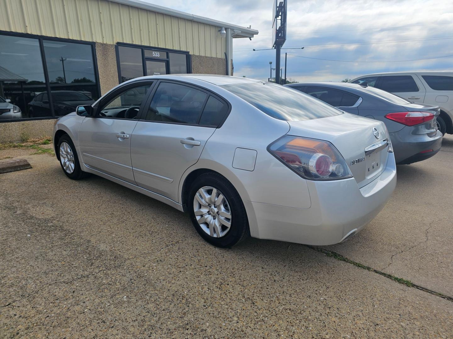 2012 SILVER Nissan Altima 2.5 S (1N4AL2AP1CN) with an 2.5L L4 DOHC 16V engine, located at 533 S Seven Points BLVD, Seven Points, TX, 75143, (430) 255-4030, 32.313999, -96.209351 - Photo#3