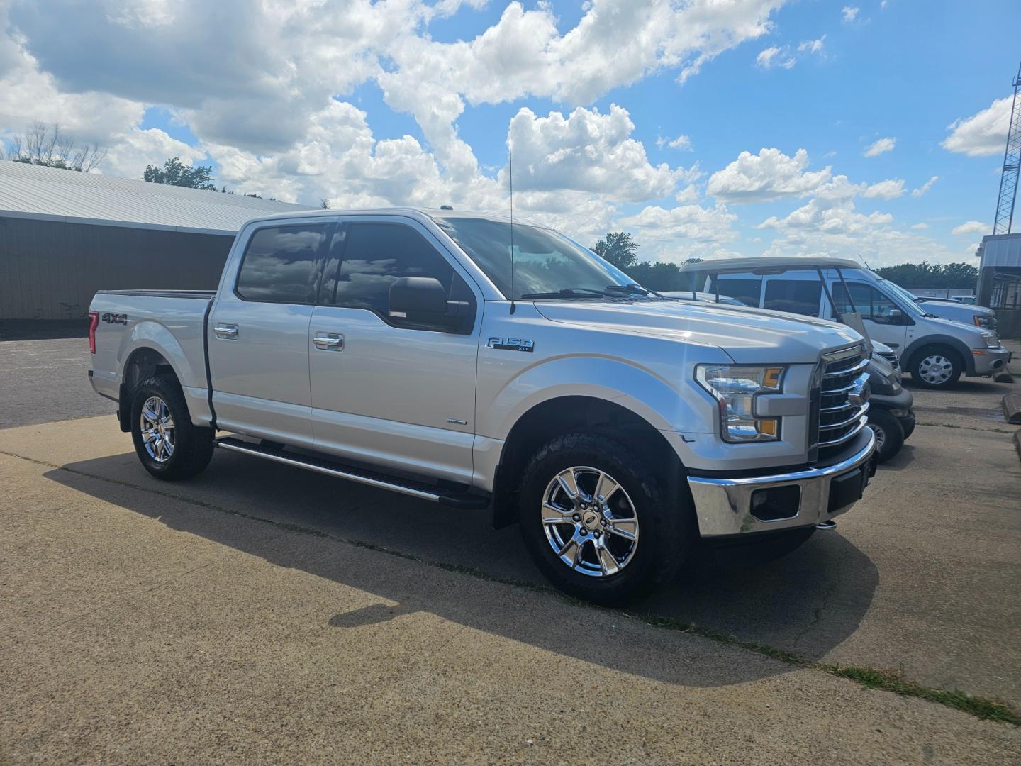 2016 SILVER Ford F-150 XLT SuperCrew 6.5-ft. Bed 4WD (1FTEW1EG9GF) with an 3.5L V6 TURBO engine, 6A transmission, located at 533 S Seven Points BLVD, Seven Points, TX, 75143, (430) 255-4030, 32.313999, -96.209351 - Photo#1