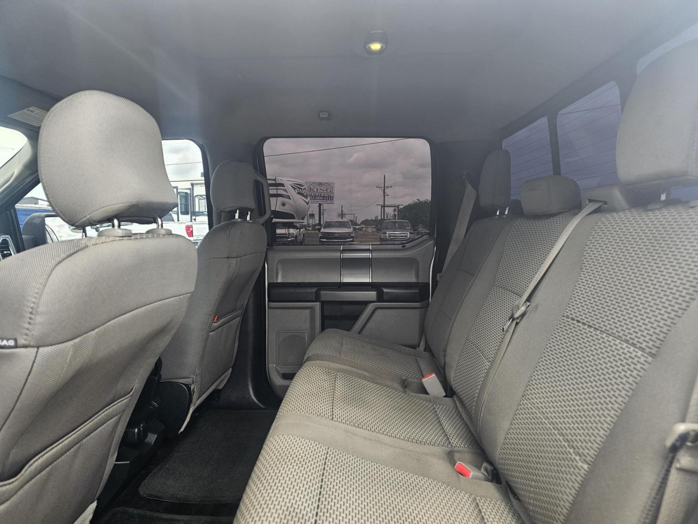 2016 SILVER Ford F-150 XLT SuperCrew 6.5-ft. Bed 4WD (1FTEW1EG9GF) with an 3.5L V6 TURBO engine, 6A transmission, located at 607 S Seven Points BLVD, Seven Points, TX, 75143, (430) 255-4030, 32.313934, -96.207932 - Photo#5