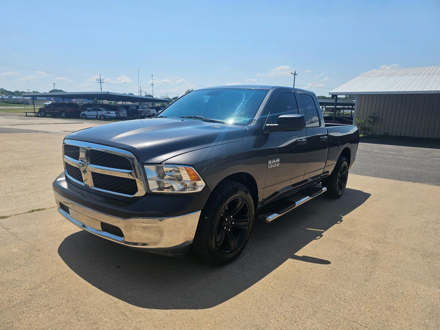 2018 GRAY RAM 1500 Tradesman Quad Cab 2WD (1C6RR6FG5JS) with an 3.6L V6 DOHC 24V FFV engine, 8A transmission, located at 533 S Seven Points BLVD, Seven Points, TX, 75143, (430) 255-4030, 32.313999, -96.209351 - Photo#0