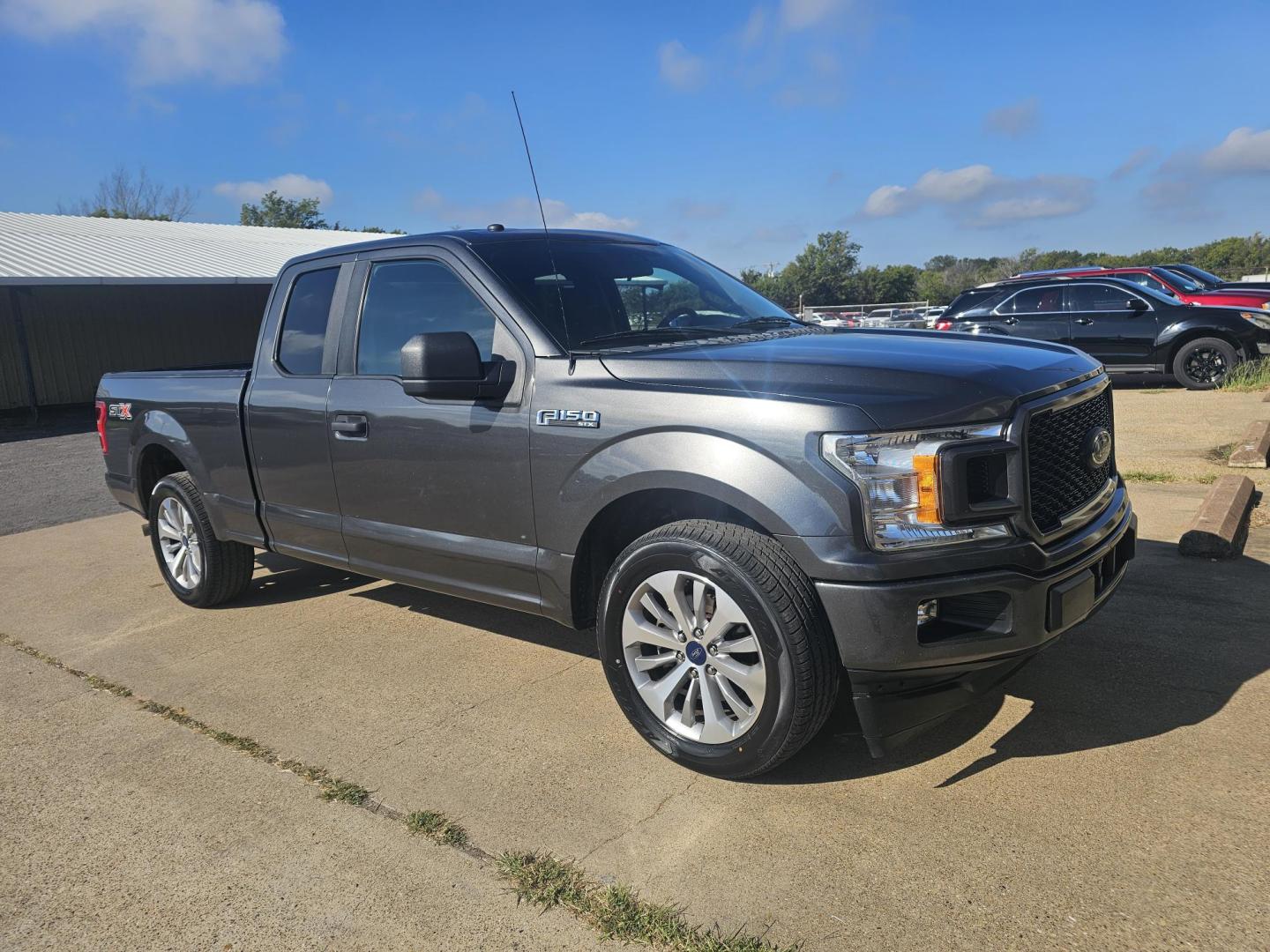 2018 GRAY Ford F-150 XL SuperCab 6.5-ft. Bed 2WD (1FTEX1CP4JF) with an 2.7L V6 DOHC 24V engine, 6A transmission, located at 533 S Seven Points BLVD, Seven Points, TX, 75143, (430) 255-4030, 32.313999, -96.209351 - Photo#1