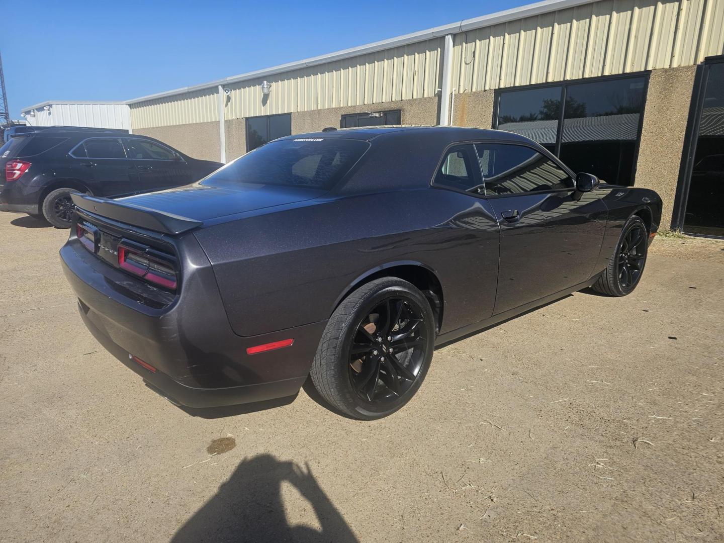 2017 GRAY Dodge Challenger SXT (2C3CDZAG5HH) with an 3.6L V6 DOHC 24V engine, 8A transmission, located at 533 S Seven Points BLVD, Seven Points, TX, 75143, (430) 255-4030, 32.313999, -96.209351 - Photo#2