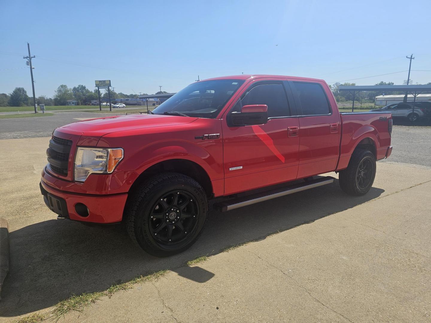 2013 RED Ford F-150 XLT SuperCrew 6.5-ft. Bed 4WD (1FTFW1ET2DK) with an 3.5L V6 TURBO engine, 6-Speed Automatic transmission, located at 533 S Seven Points BLVD, Seven Points, TX, 75143, (430) 255-4030, 32.313999, -96.209351 - Photo#0