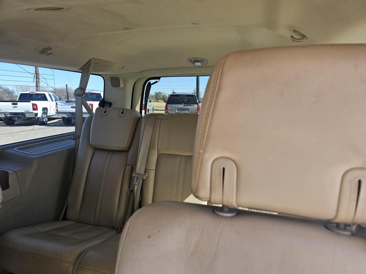 2015 WHITE Lincoln Navigator L 2WD (5LMJJ3HTXFE) with an 3.5L V6 DOHC 24V FFV engine, 6-Speed Automatic transmission, located at 607 S Seven Points BLVD, Seven Points, TX, 75143, (430) 255-4030, 32.313934, -96.207932 - Photo#6