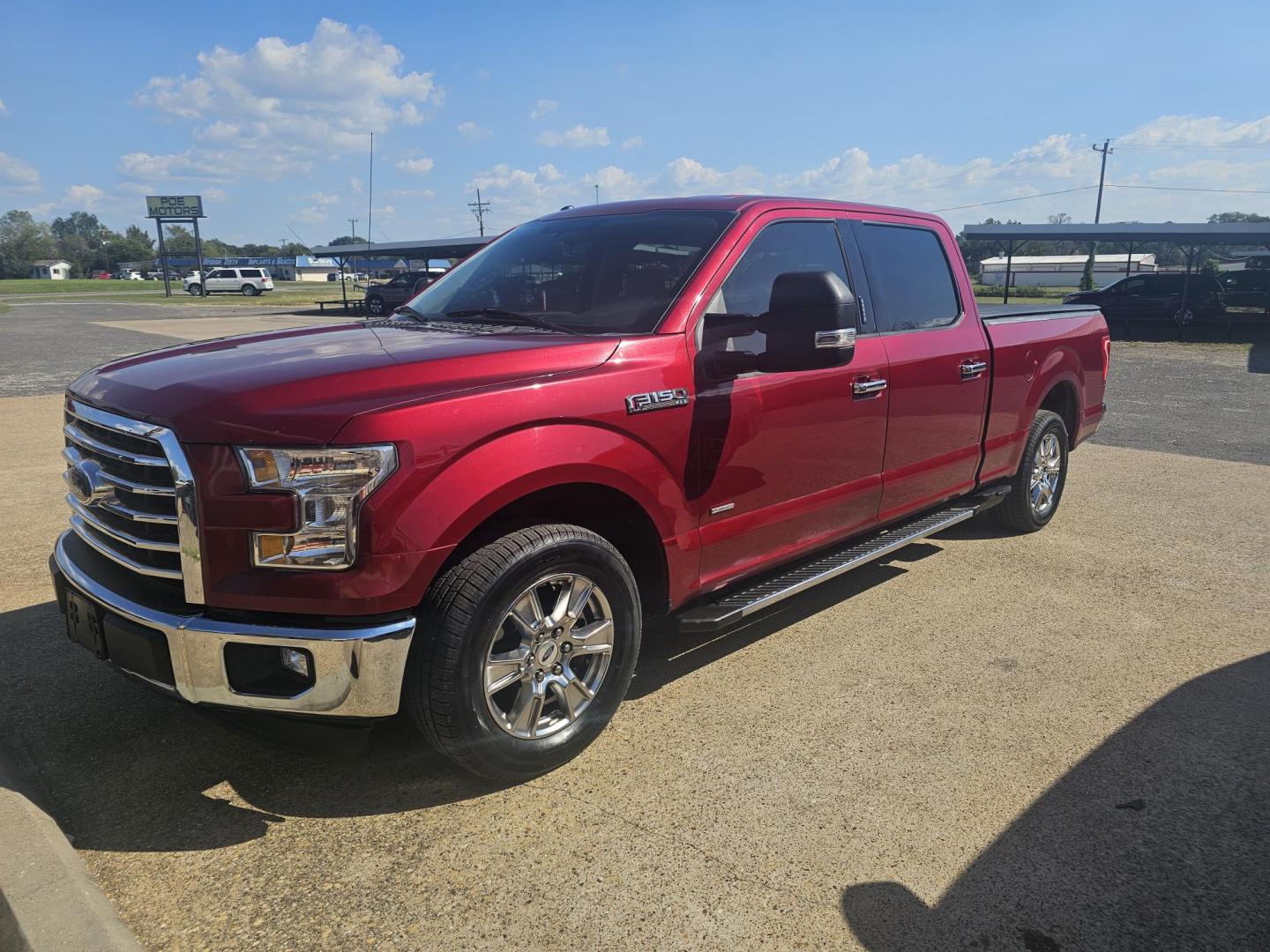 2015 RED Ford F-150 XLT SuperCrew 6.5-ft. Bed 4WD (1FTEW1CG0FK) with an 3.5L V6 TURBO engine, 6-Speed Automatic transmission, located at 533 S Seven Points BLVD, Seven Points, TX, 75143, (430) 255-4030, 32.313999, -96.209351 - Photo#0