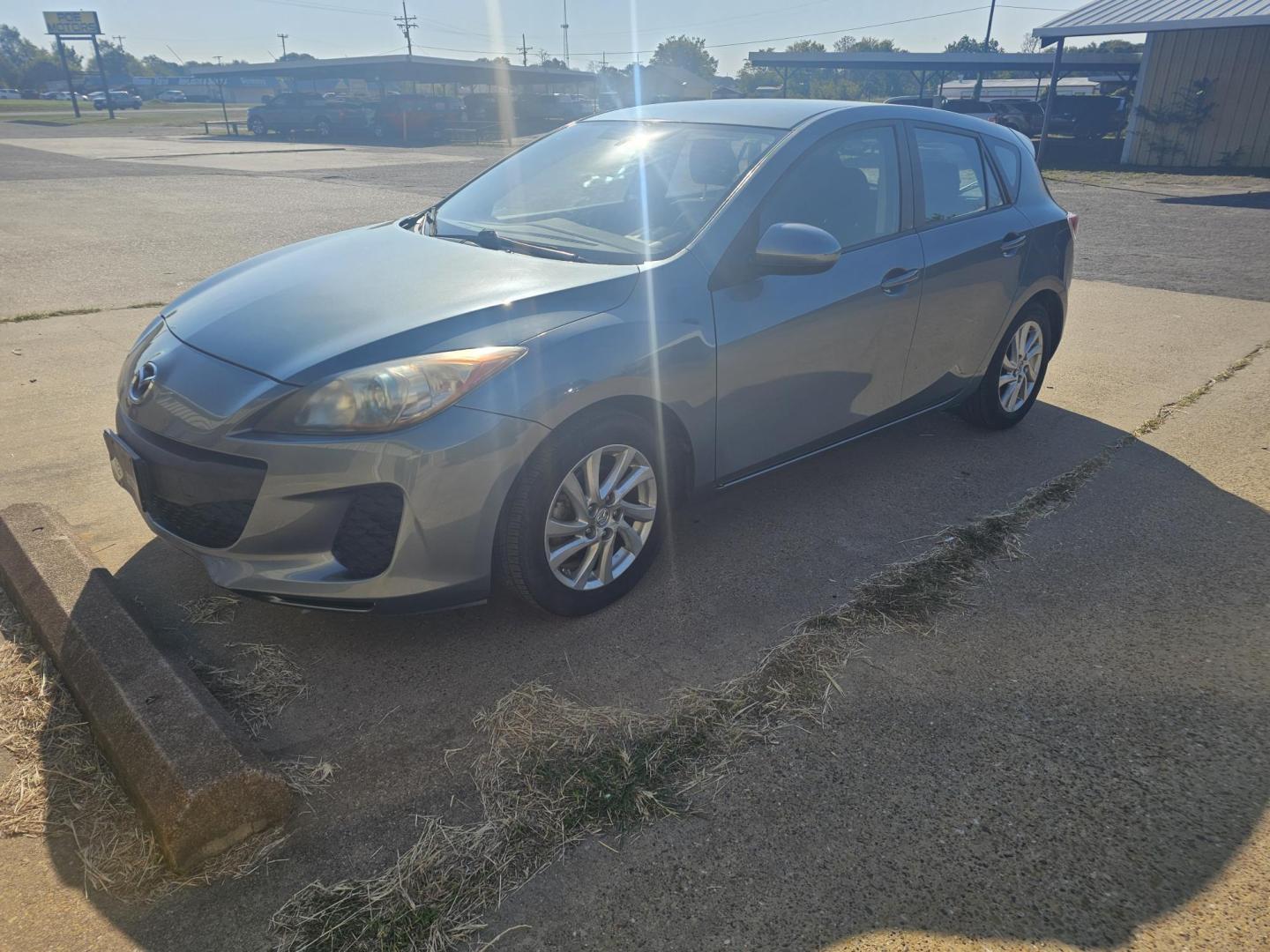 2012 BLUE Mazda MAZDA3 I Touring 5-Door (JM1BL1L72C1) with an 2.0L L4 DOHC 16V engine, located at 533 S Seven Points BLVD, Seven Points, TX, 75143, (430) 255-4030, 32.313999, -96.209351 - Photo#0