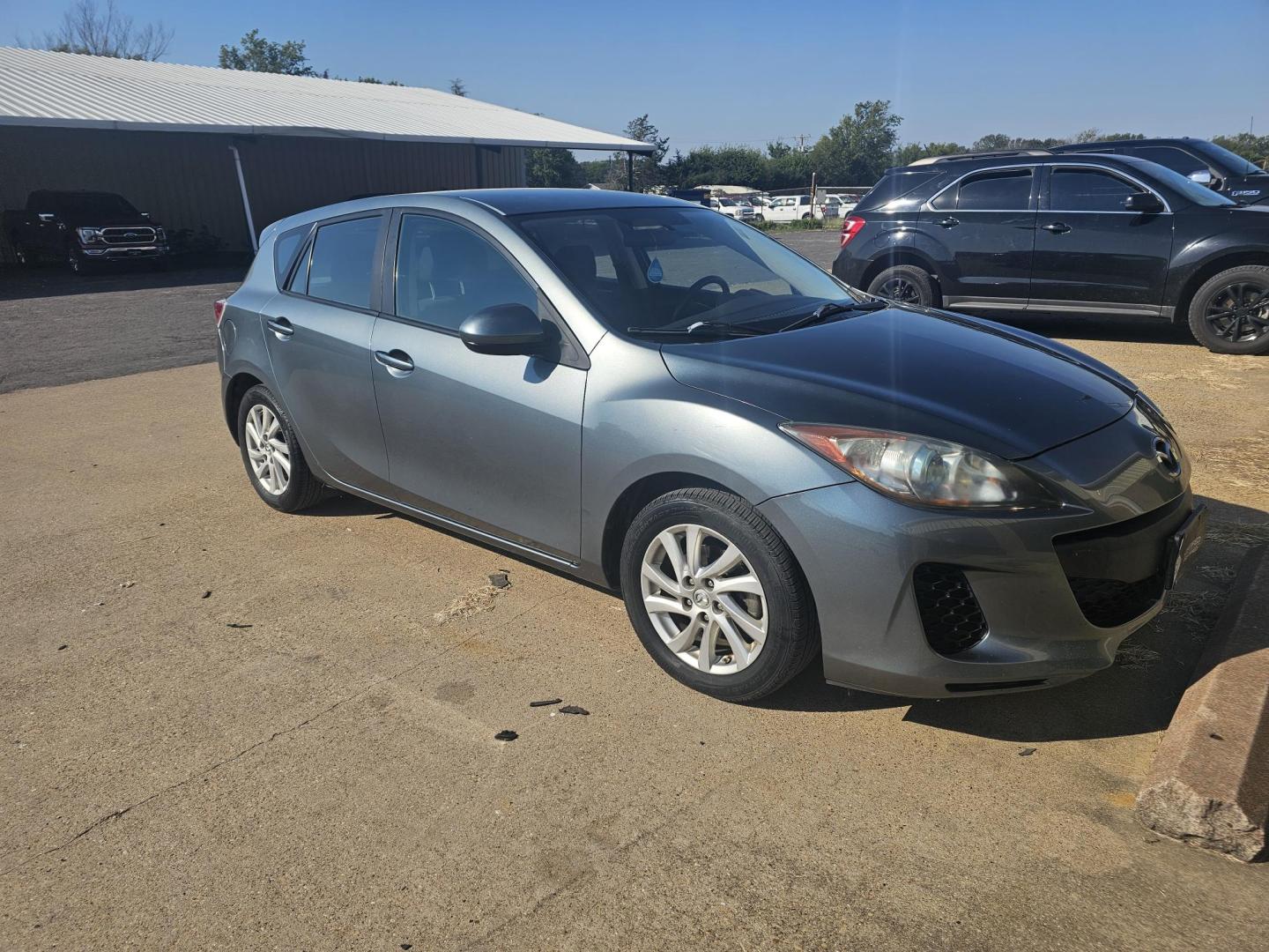 2012 BLUE Mazda MAZDA3 I Touring 5-Door (JM1BL1L72C1) with an 2.0L L4 DOHC 16V engine, located at 533 S Seven Points BLVD, Seven Points, TX, 75143, (430) 255-4030, 32.313999, -96.209351 - Photo#1