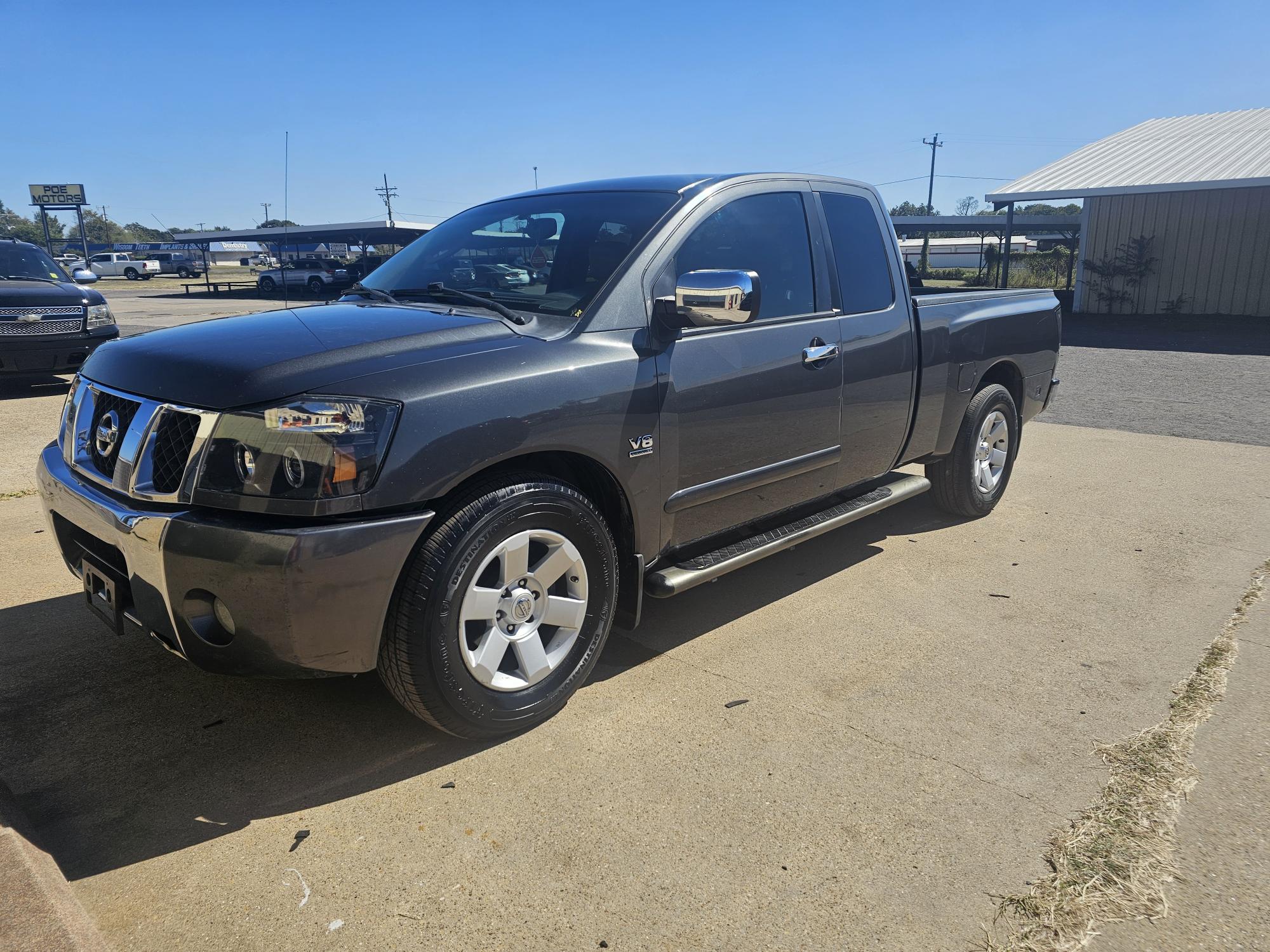 photo of 2004 Nissan Titan LE King Cab 2WD