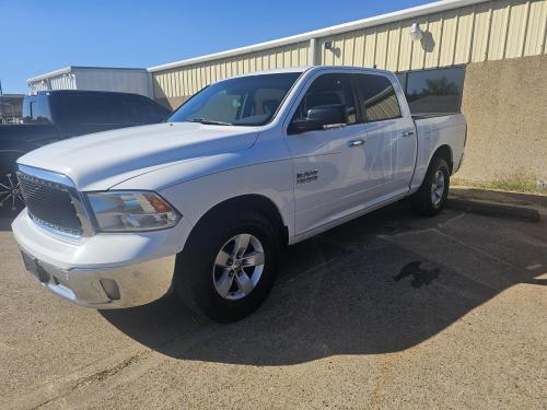 2016 RAM 1500 SLT Crew Cab SWB 2WD