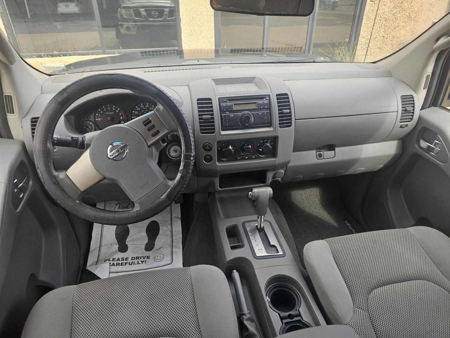 2008 BLACK Nissan Frontier LE Crew Cab Long Bed 2WD (1N6AD09U98C) with an 4.0L V6 DOHC 24V engine, 5-Speed Automatic Overdrive transmission, located at 533 S Seven Points BLVD, Seven Points, TX, 75143, (430) 255-4030, 32.313999, -96.209351 - Photo#5