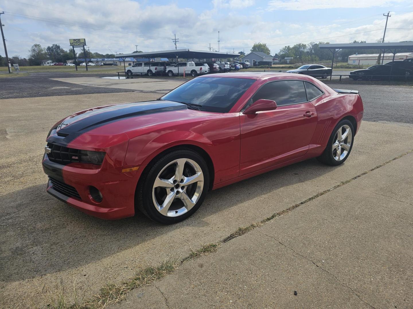 2010 RED Chevrolet Camaro 1SS Coupe (2G1FK1EJ3A9) with an 6.2L V8 OHV 16V engine, located at 533 S Seven Points BLVD, Seven Points, TX, 75143, (430) 255-4030, 32.313999, -96.209351 - Photo#0