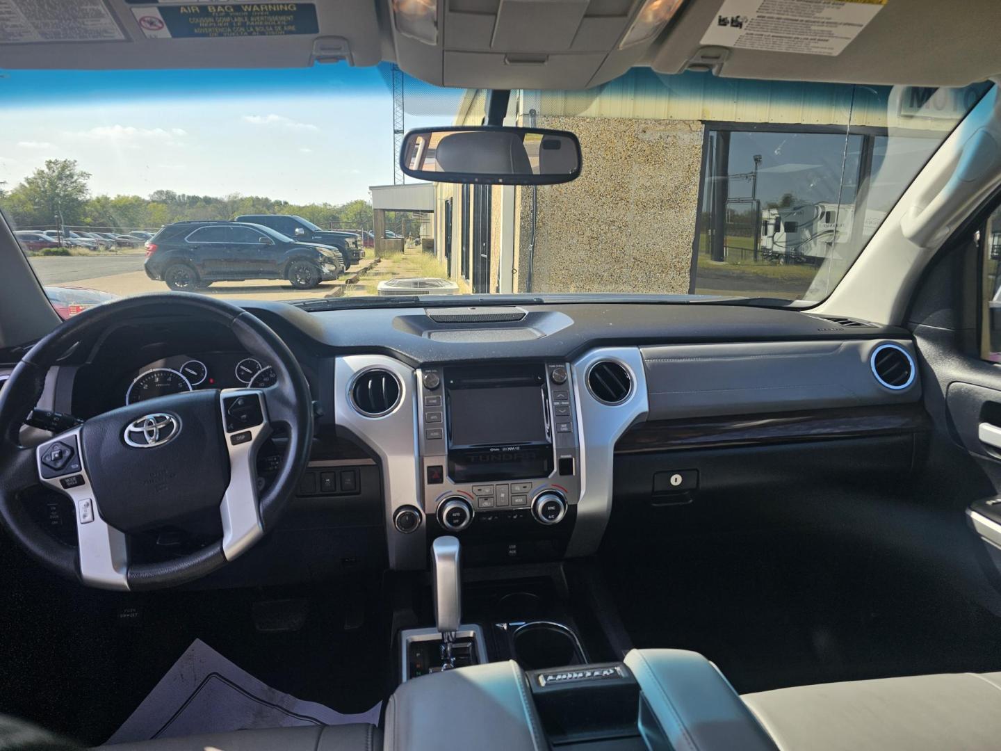 2014 GRAY Toyota Tundra Limited 5.7L FFV Double Cab 4WD (5TFBW5F13EX) with an 5.7L V8 DOHC 32V FFV engine, 6-Speed Automatic transmission, located at 533 S Seven Points BLVD, Seven Points, TX, 75143, (430) 255-4030, 32.313999, -96.209351 - Photo#4