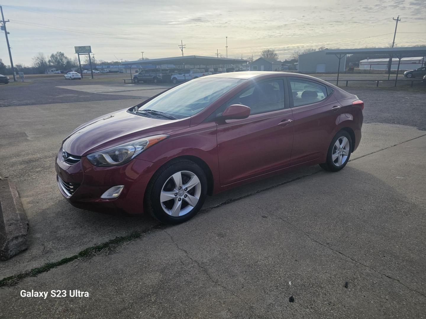 2012 RED Hyundai Elantra GLS A/T (KMHDH4AE0CU) with an 1.8L L4 DOHC 16V engine, 6-Speed Automatic transmission, located at 607 S Seven Points BLVD, Seven Points, TX, 75143, (430) 255-4030, 32.313934, -96.207932 - Photo#0