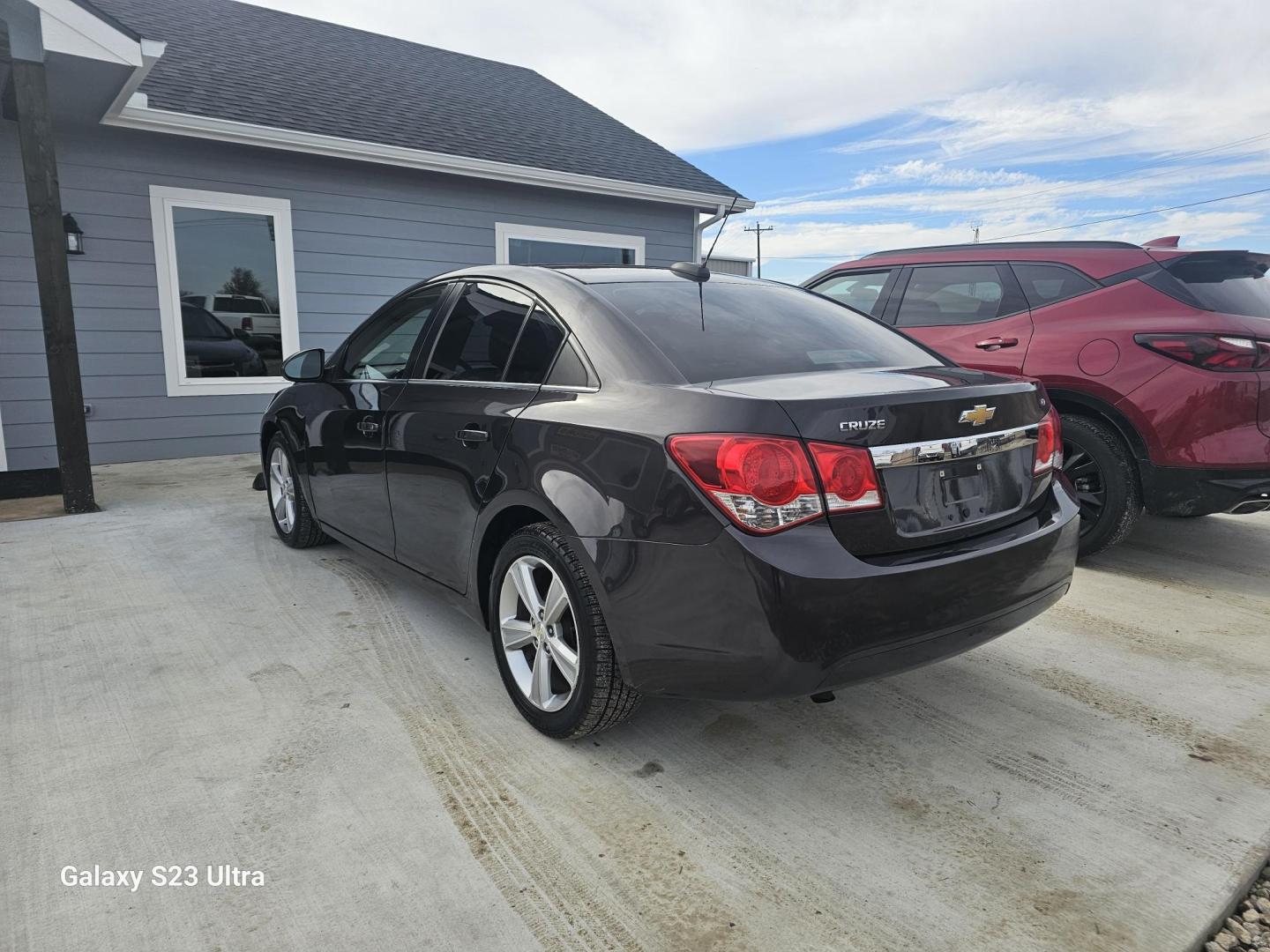 2015 GRAY Chevrolet Cruze 2LT Auto (1G1PE5SB9F7) with an 1.4L L4 DOHC 16V TURBO engine, 6-Speed Automatic transmission, located at 607 S Seven Points BLVD, Seven Points, TX, 75143, (430) 255-4030, 32.313934, -96.207932 - Photo#3