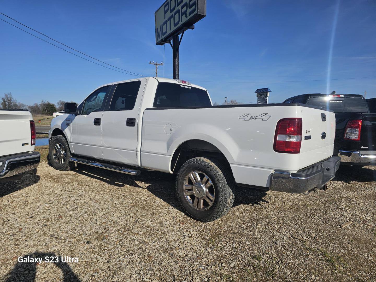 2007 WHITE Ford F-150 FX4 SuperCrew (1FTPW14V47K) with an 5.4L V8 SOHC 24V FFV engine, 4-Speed Automatic Overdrive transmission, located at 607 S Seven Points BLVD, Seven Points, TX, 75143, (430) 255-4030, 32.313934, -96.207932 - Photo#3