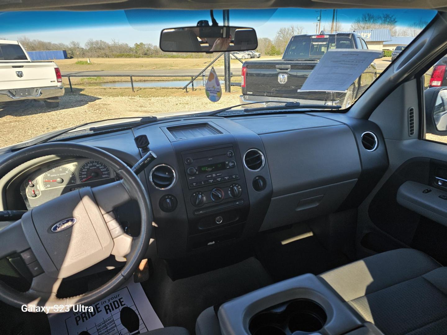 2007 WHITE Ford F-150 FX4 SuperCrew (1FTPW14V47K) with an 5.4L V8 SOHC 24V FFV engine, 4-Speed Automatic Overdrive transmission, located at 607 S Seven Points BLVD, Seven Points, TX, 75143, (430) 255-4030, 32.313934, -96.207932 - Photo#4