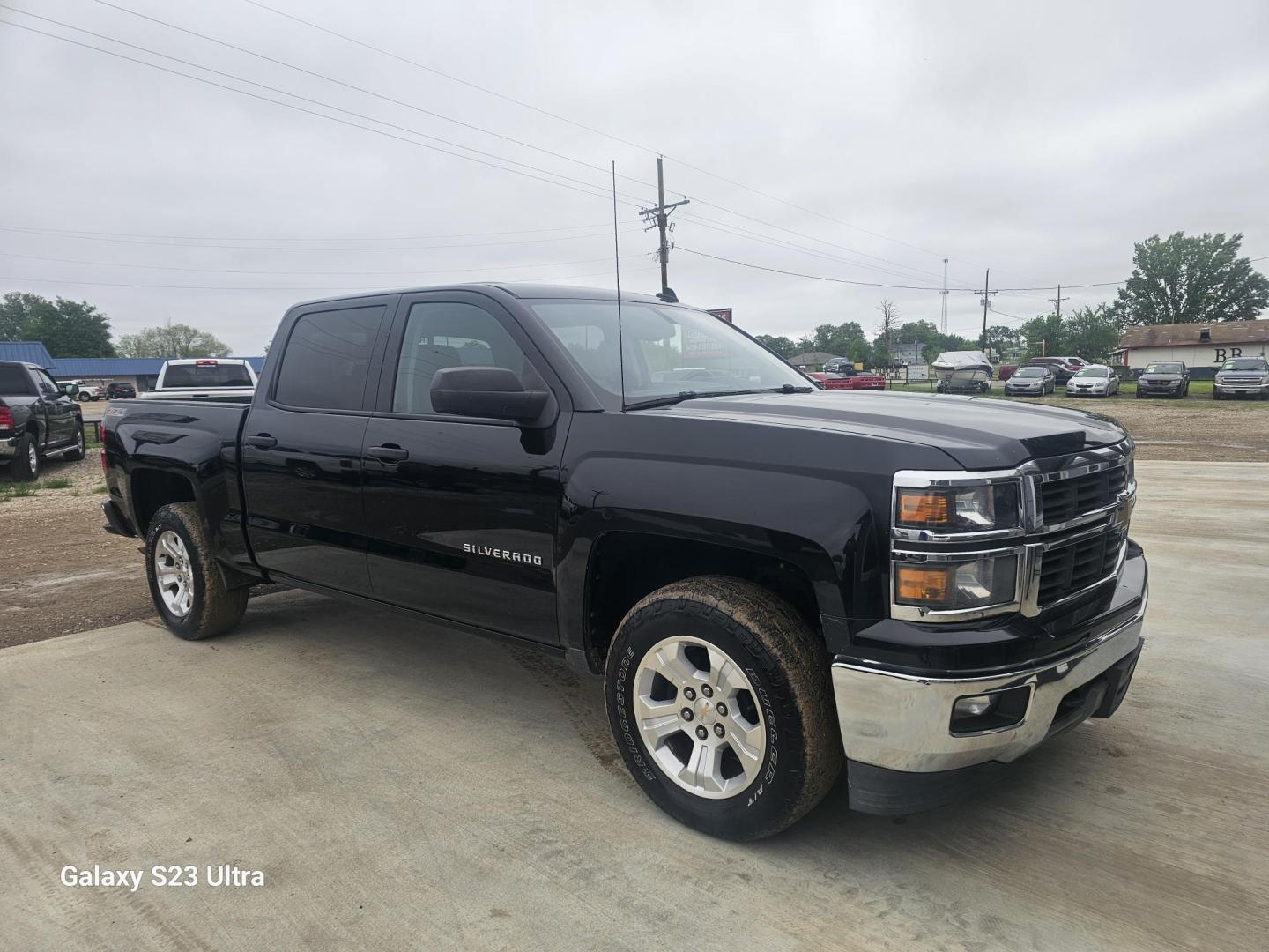 2014 BLACK Chevrolet Silverado 1500 1LT Crew Cab 4WD (3GCUKREC6EG) with an 5.3L V8 OHV 16V engine, 6-Speed Automatic transmission, located at 607 S Seven Points BLVD, Seven Points, TX, 75143, (430) 255-4030, 32.313934, -96.207932 - Photo#1