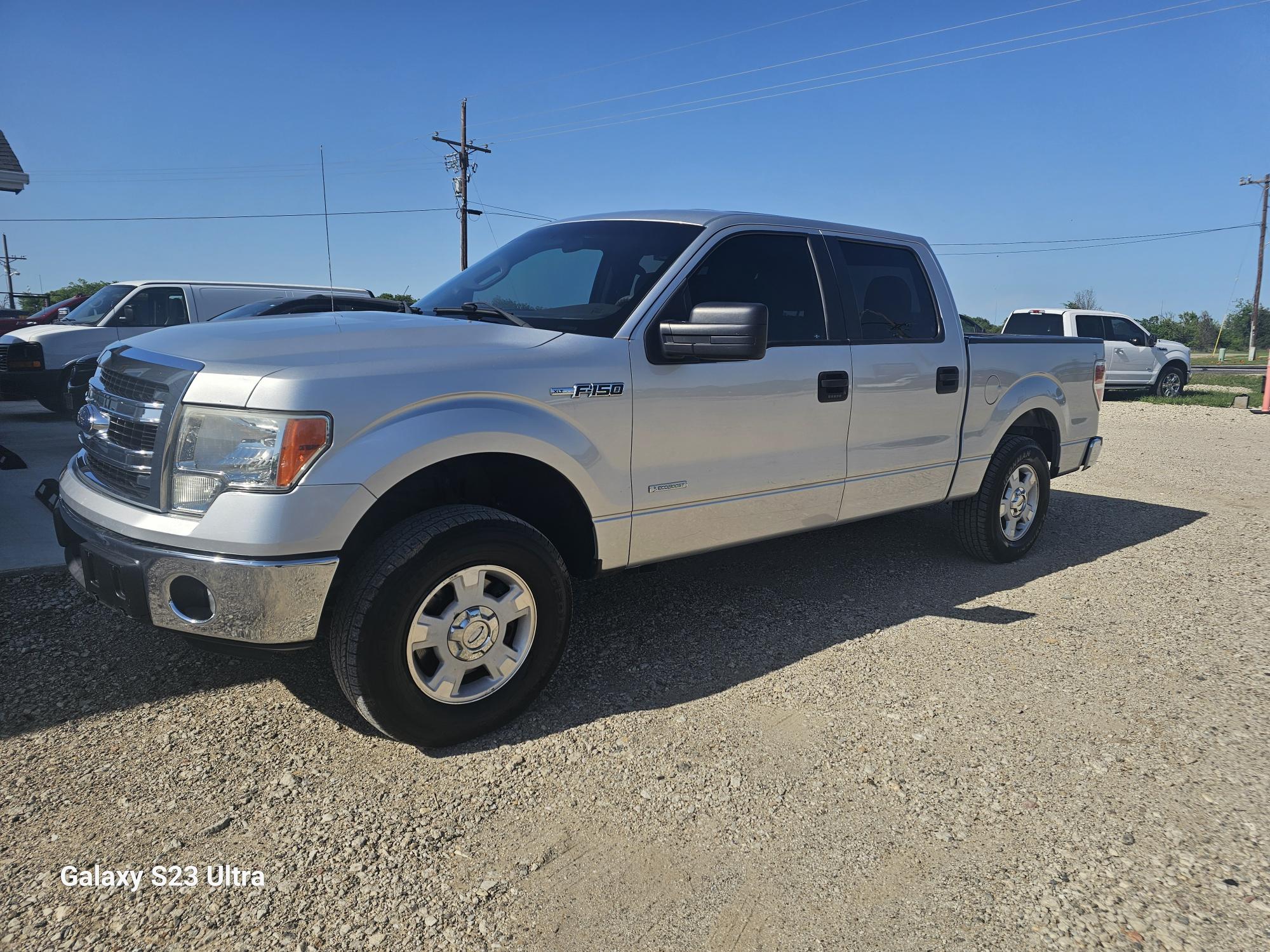 photo of 2013 Ford F-150 Platinum SuperCrew 6.5-ft. Bed 2WD