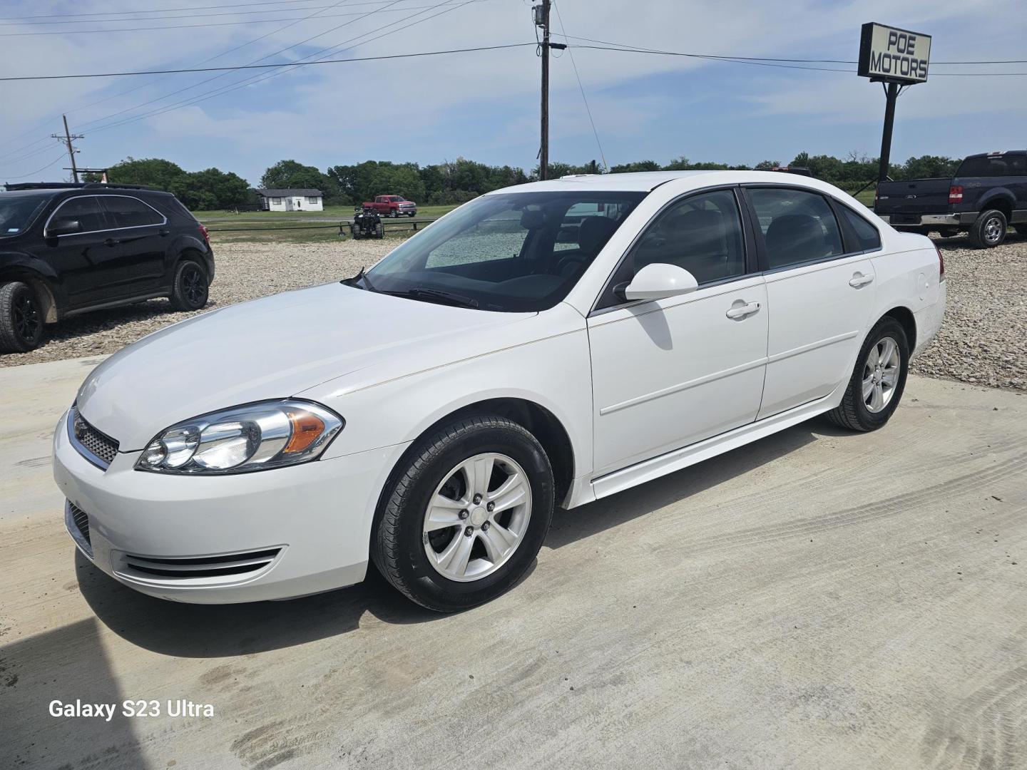 2012 WHITE Chevrolet Impala LS (2G1WA5E36C1) with an 3.6L V6 DOHC 16V FFV engine, 6-Speed Automatic transmission, located at 607 S Seven Points BLVD, Seven Points, TX, 75143, (430) 255-4030, 32.313934, -96.207932 - Photo#0