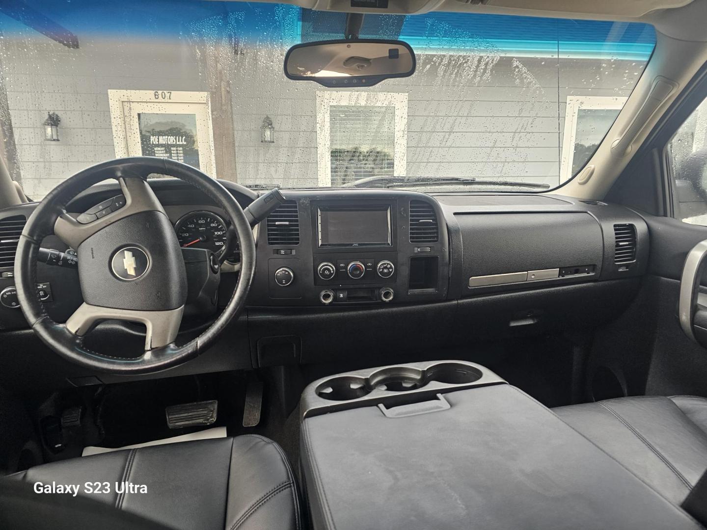2008 BLUE Chevrolet Silverado 1500 LS Crew Cab 4WD (3GCEK13J98G) with an 5.3L V8 OHV 16V engine, 4-Speed Automatic Overdrive transmission, located at 607 S Seven Points BLVD, Seven Points, TX, 75143, (430) 255-4030, 32.313934, -96.207932 - Photo#4