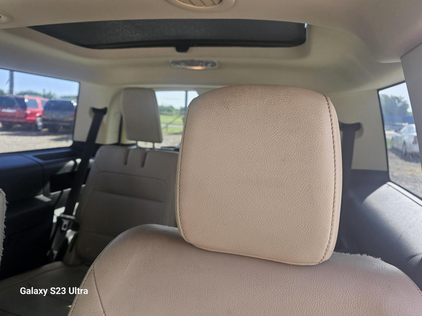2015 WHITE Ford Flex SEL FWD (2FMGK5C87FB) with an 3.5L V6 DOHC 24V engine, 6-Speed Automatic Overdrive transmission, located at 607 S Seven Points BLVD, Seven Points, TX, 75143, (430) 255-4030, 32.313934, -96.207932 - Photo#6