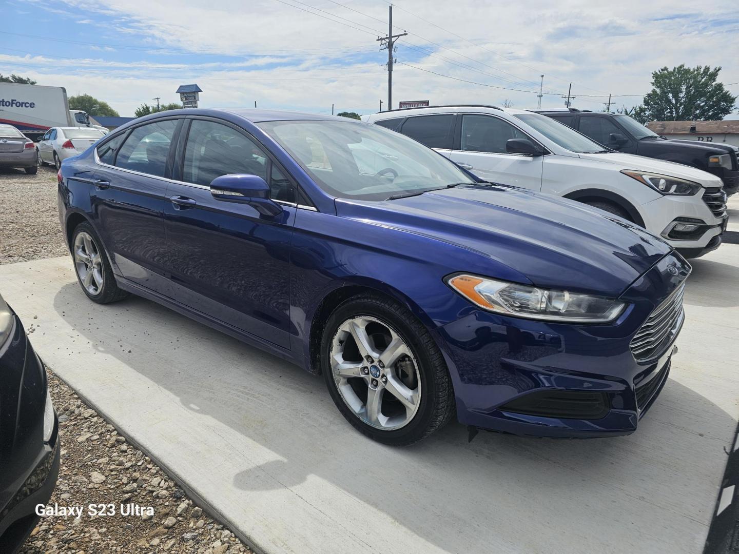 2016 BLUE Ford Fusion SE (3FA6P0H77GR) with an 2.5L L4 DOHC 16V engine, 6-Speed Automatic transmission, located at 607 S Seven Points BLVD, Seven Points, TX, 75143, (430) 255-4030, 32.313934, -96.207932 - Photo#1