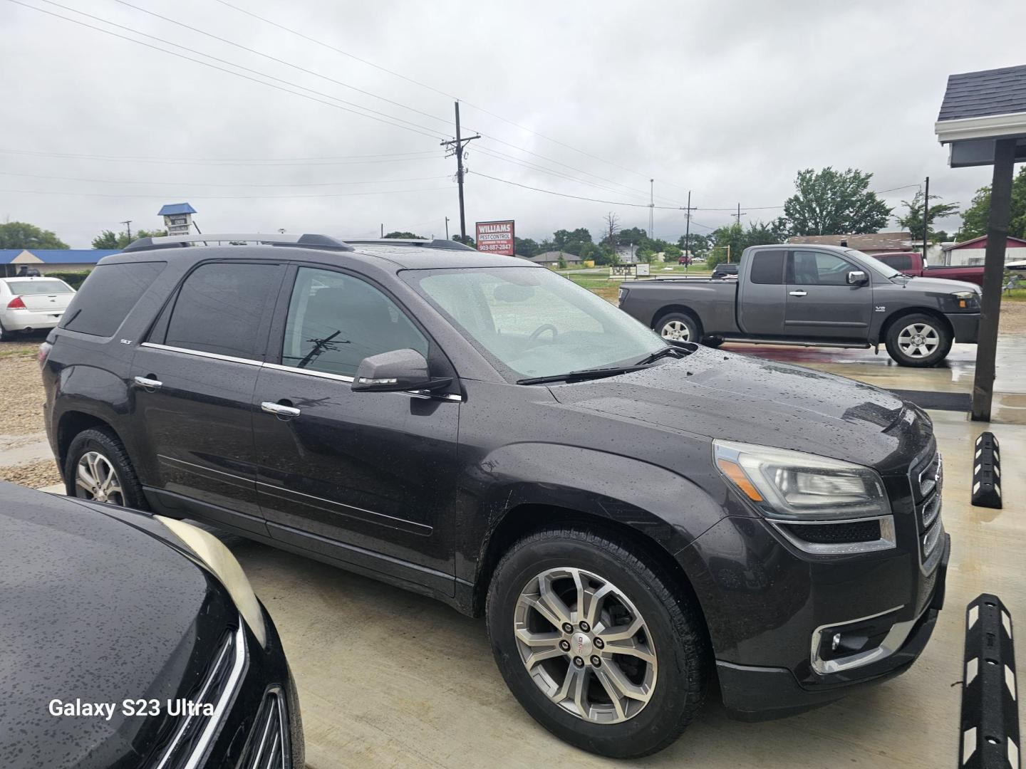 2015 GRAY GMC Acadia SLT-1 AWD (1GKKVRKDXFJ) with an 3.6L V6 DOHC 24V engine, 6-Speed Automatic transmission, located at 607 S Seven Points BLVD, Seven Points, TX, 75143, (430) 255-4030, 32.313934, -96.207932 - Photo#1