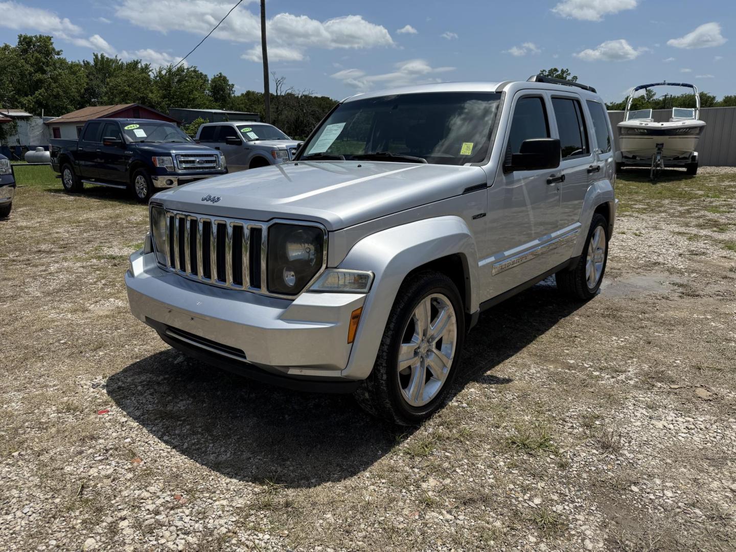 2011 Jeep Liberty Sport 4WD (1J4PN2GK9BW) with an 3.7L V6 SOHC 12V engine, 4-Speed Automatic transmission, located at 607 S Seven Points BLVD, Seven Points, TX, 75143, (430) 255-4030, 32.313934, -96.207932 - Photo#0