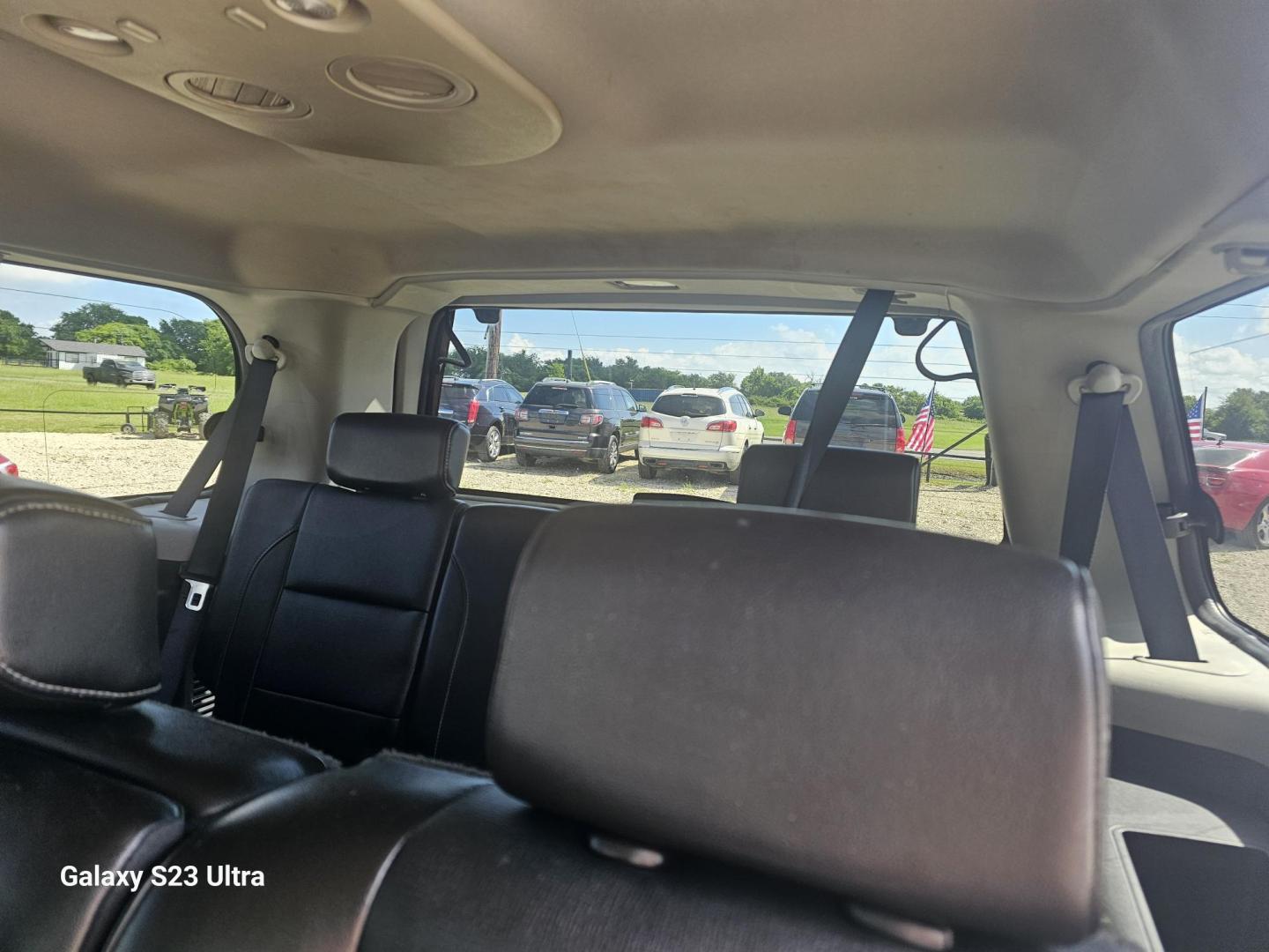 2010 MAROON Nissan Armada SE 2WD (5N1BA0NDXAN) with an 5.6L V8 DOHC 32V FFV engine, 5-Speed Automatic transmission, located at 607 S Seven Points BLVD, Seven Points, TX, 75143, (430) 255-4030, 32.313934, -96.207932 - Photo#6