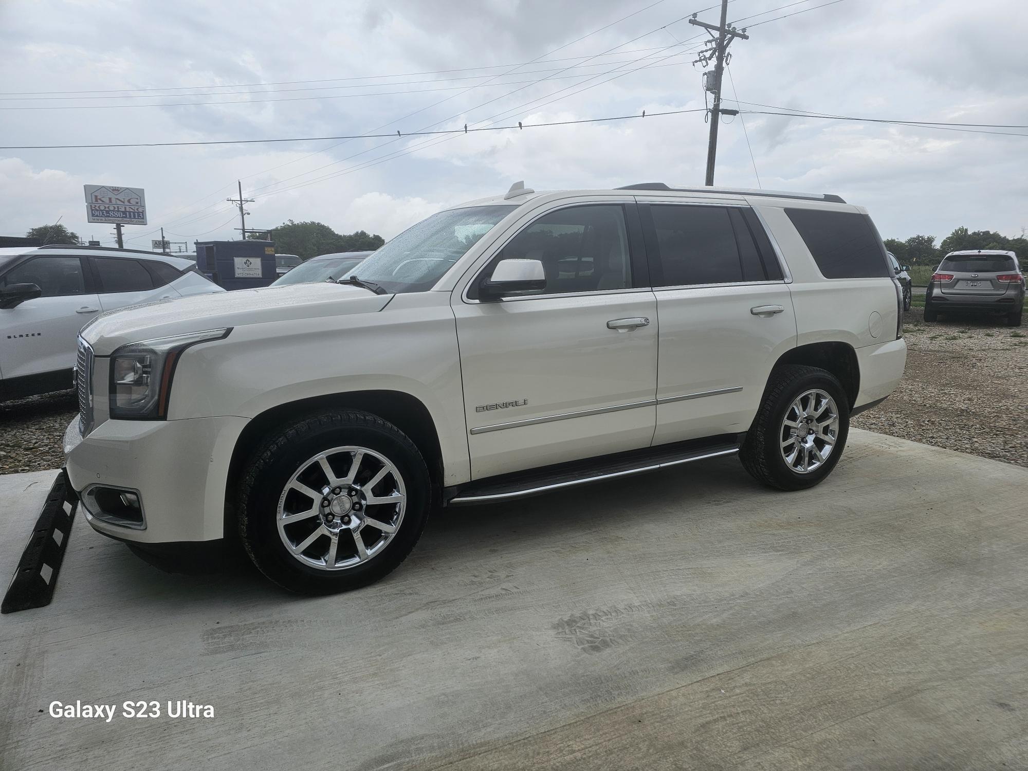 photo of 2015 GMC Yukon Denali 2WD