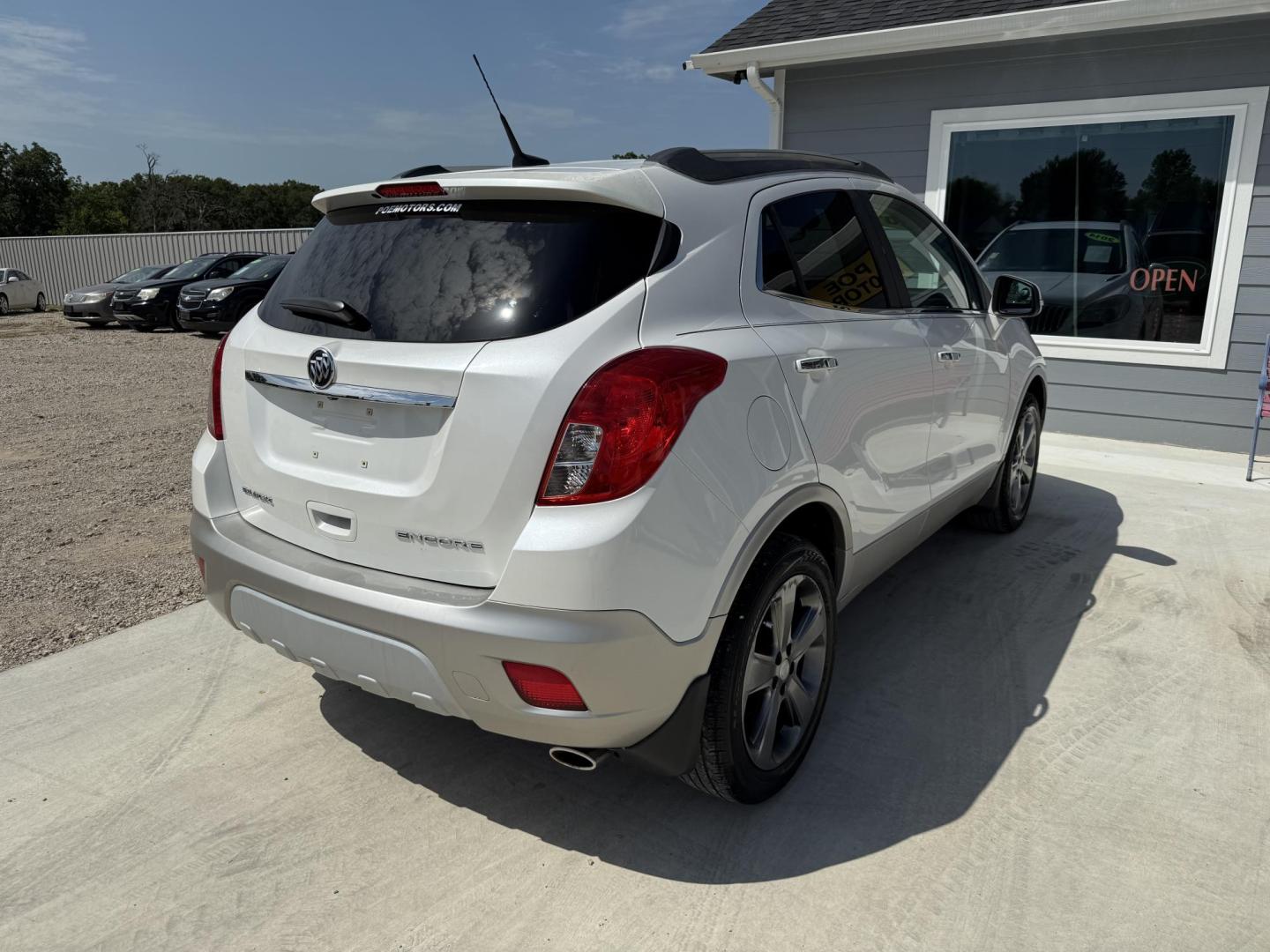 2014 WHITE Buick Encore Base FWD (KL4CJASB3EB) with an 1.4L L4 DOHC 16V TURBO engine, 6-Speed Automatic transmission, located at 607 S Seven Points BLVD, Seven Points, TX, 75143, (430) 255-4030, 32.313934, -96.207932 - Photo#3